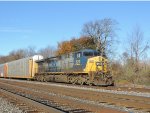 CSX 522 on M561